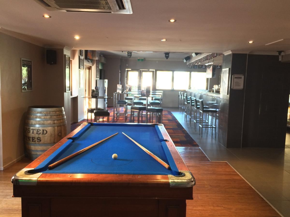 The Commercial Hotel Motel Chinchilla Εξωτερικό φωτογραφία