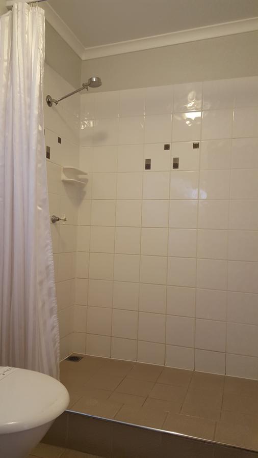The Commercial Hotel Motel Chinchilla Εξωτερικό φωτογραφία